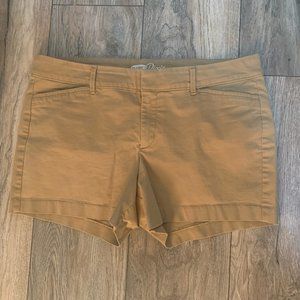 OLD NAVY THE PIXIE STRETCH KHAKI TAN SHORTS 8-EUC